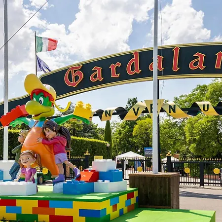 A Due Passi Da Gardaland Gasthof Castelnuovo del Garda